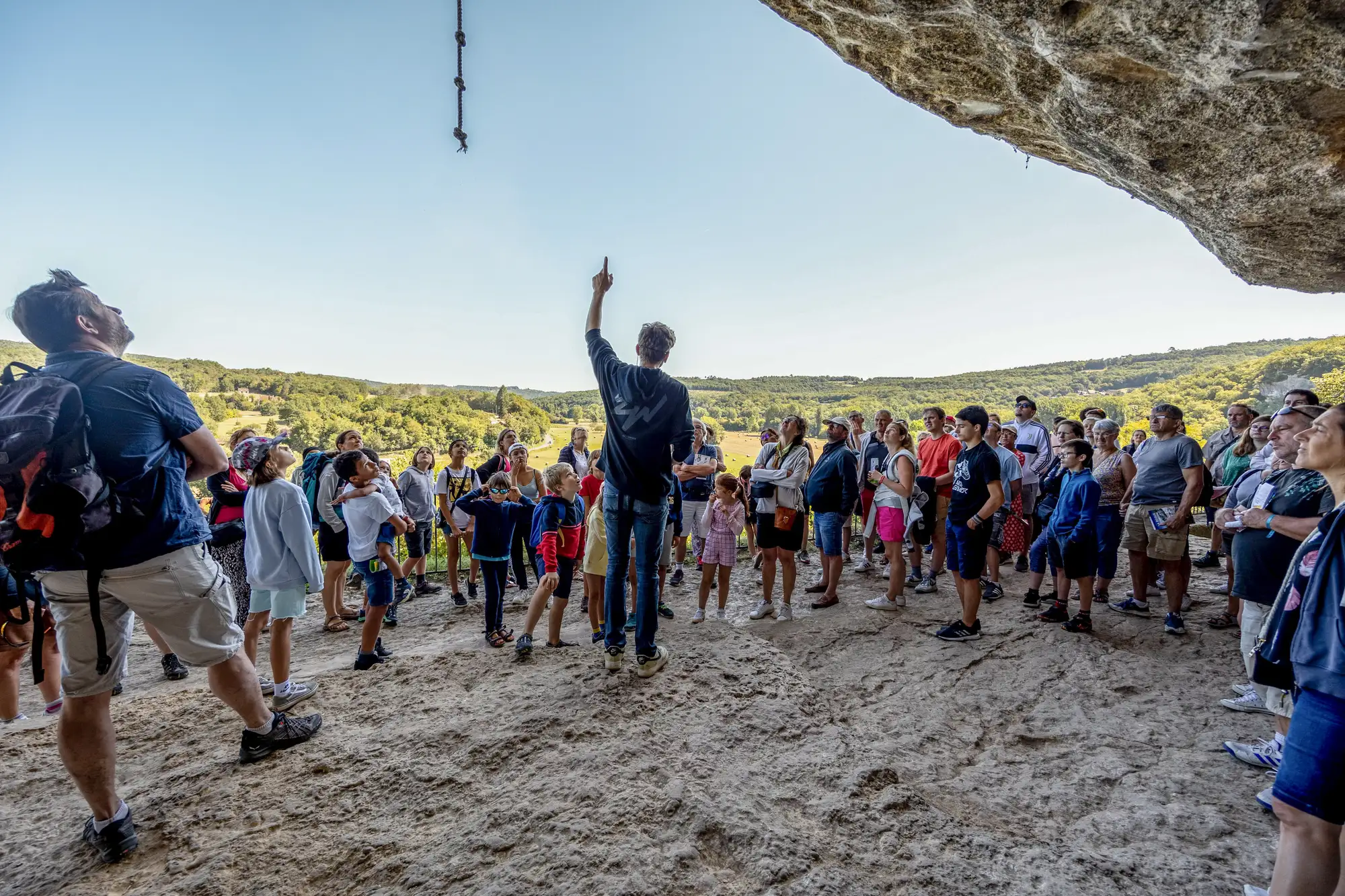 visit troglodytic site dordogne