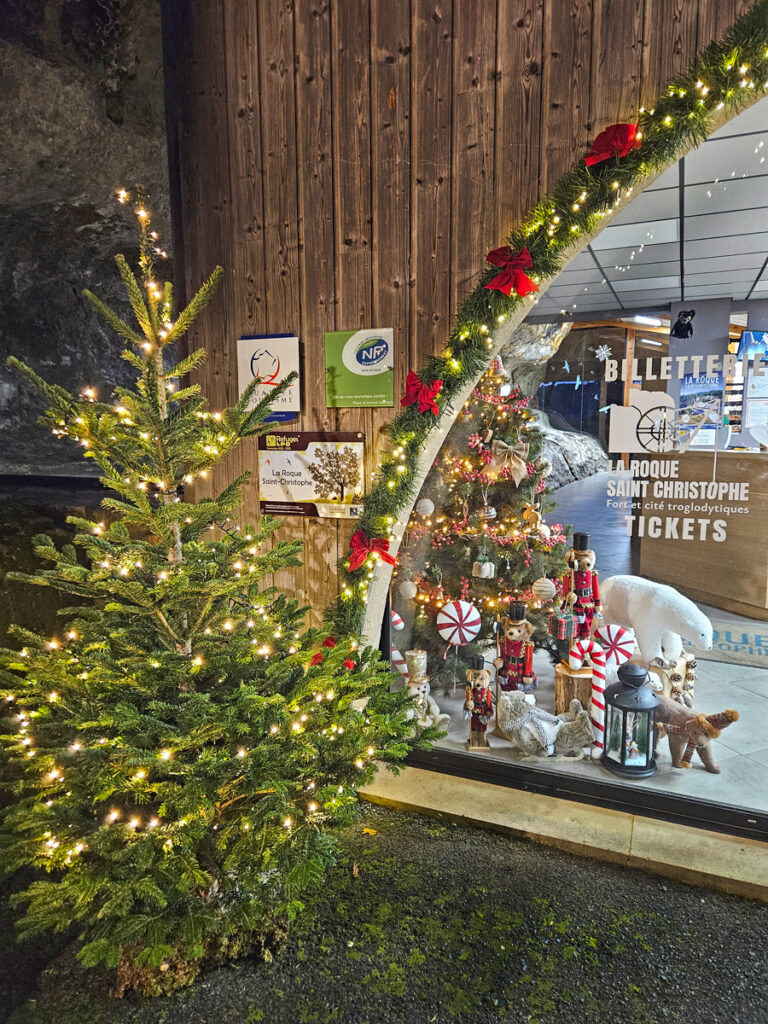 arbre de noel de la roque 2