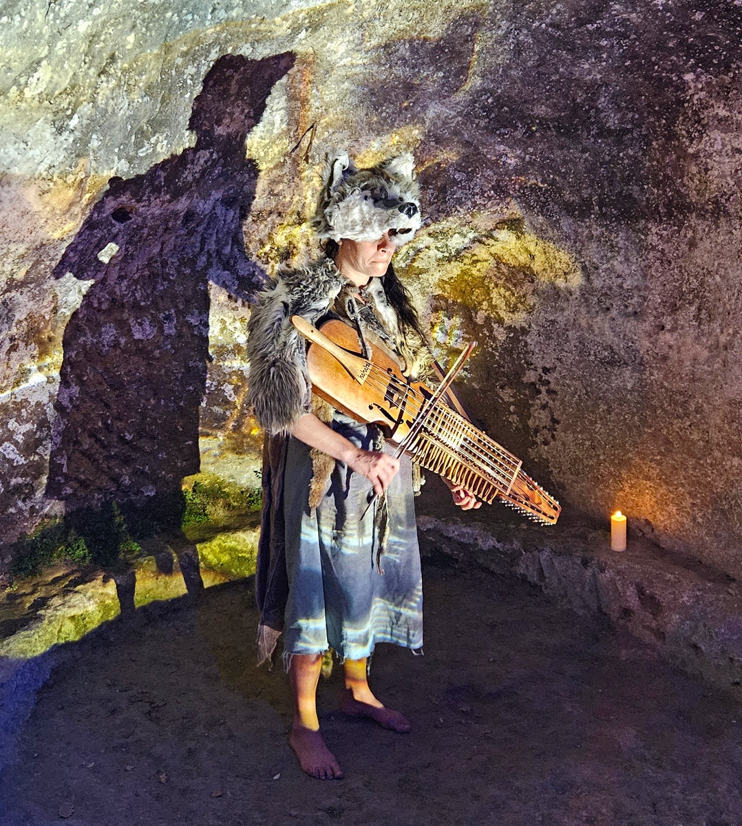 Roque the Musician Wolf